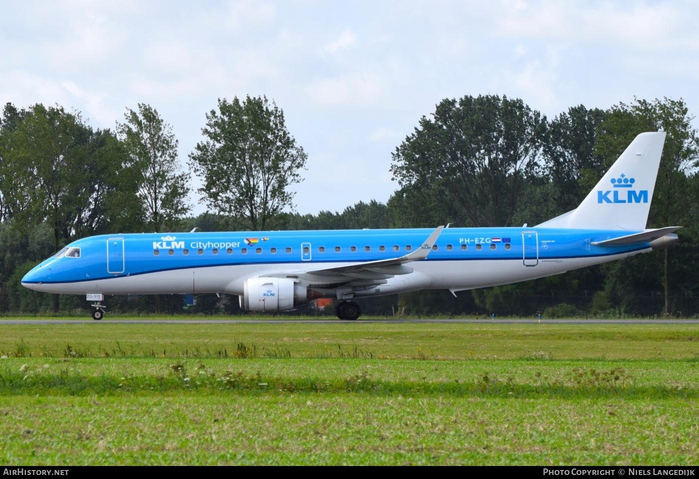 Aircraft Photo of PH-EZG | Embraer 190STD (ERJ-190-100STD) | KLM Cityhopper | AirHistory.net #596183