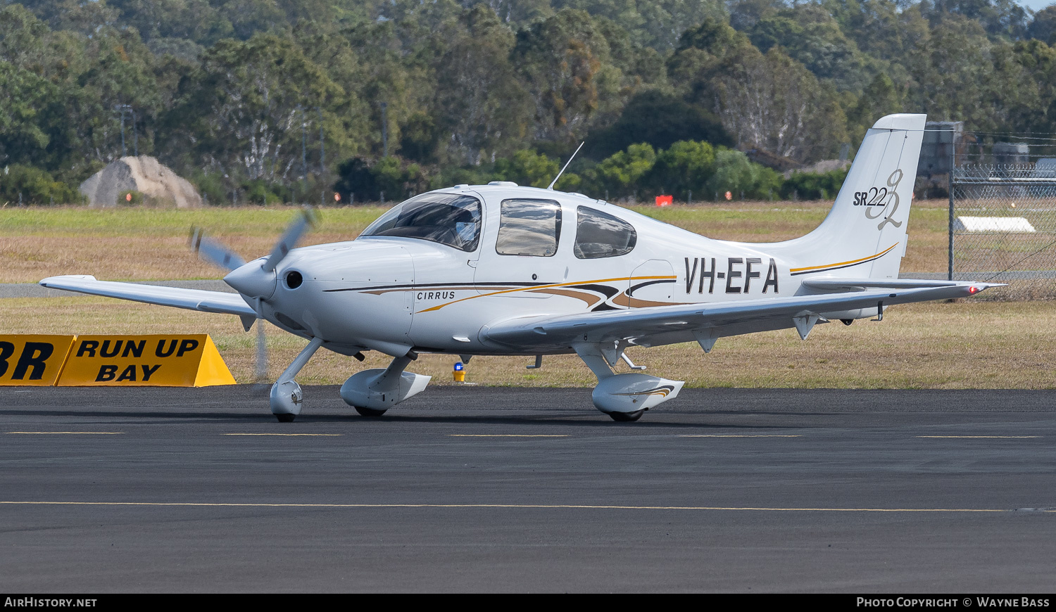 Aircraft Photo of VH-EFA | Cirrus SR-22 G2 | AirHistory.net #596290