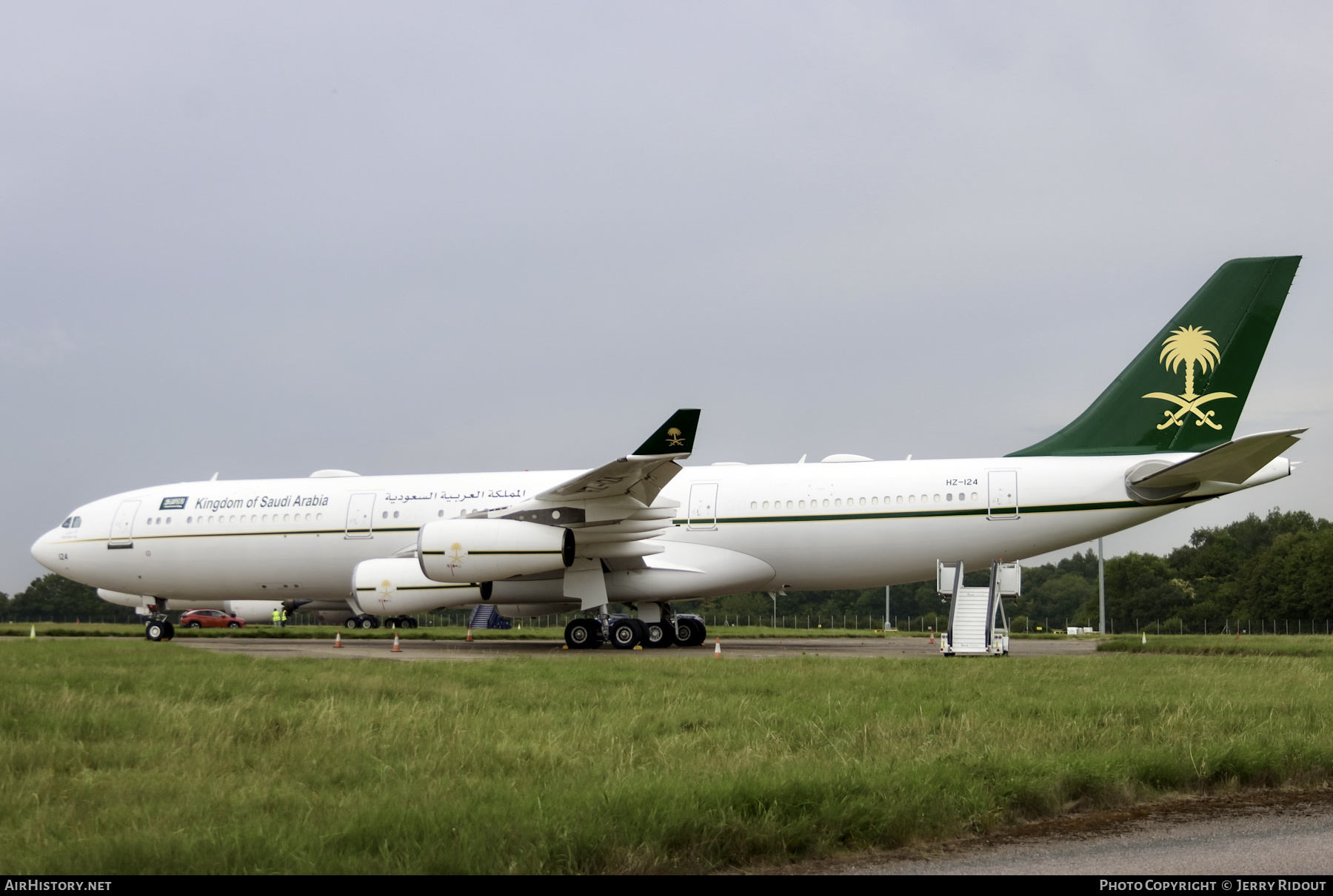 Aircraft Photo of HZ-124 | Airbus A340-211 | Kingdom of Saudi Arabia | AirHistory.net #596310