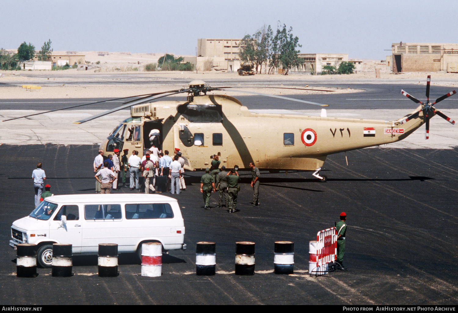 Aircraft Photo of 721 / ٧٢١ | Westland WS-61 Commando Mk2B | Egypt - Air Force | AirHistory.net #596376