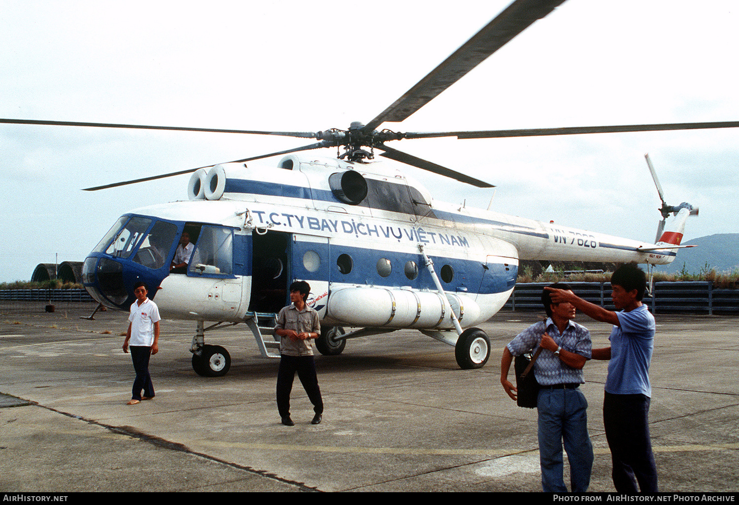 Aircraft Photo of VN-7828 | Mil Mi-8T | Ty Bay Dịch vụ Việt Nam | AirHistory.net #596431