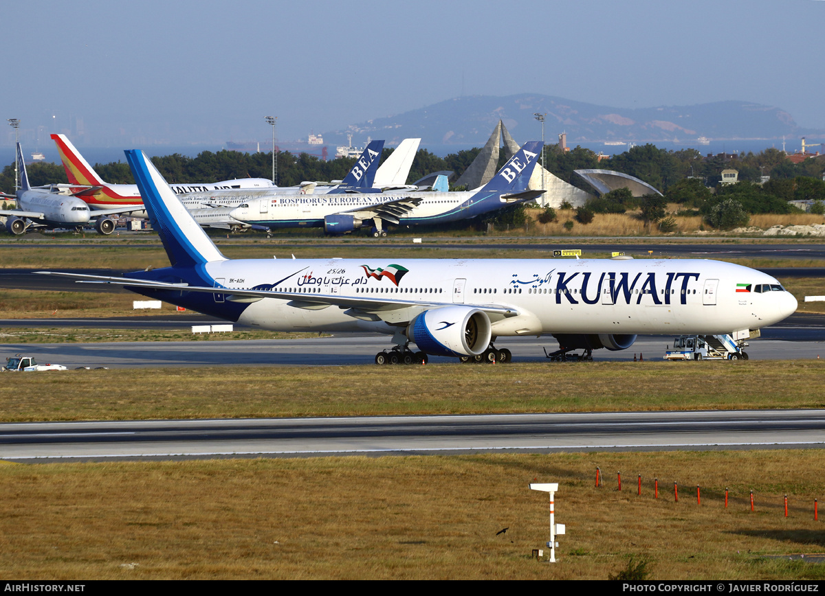 Aircraft Photo of 9K-AOH | Boeing 777-369/ER | Kuwait Airways | AirHistory.net #596467