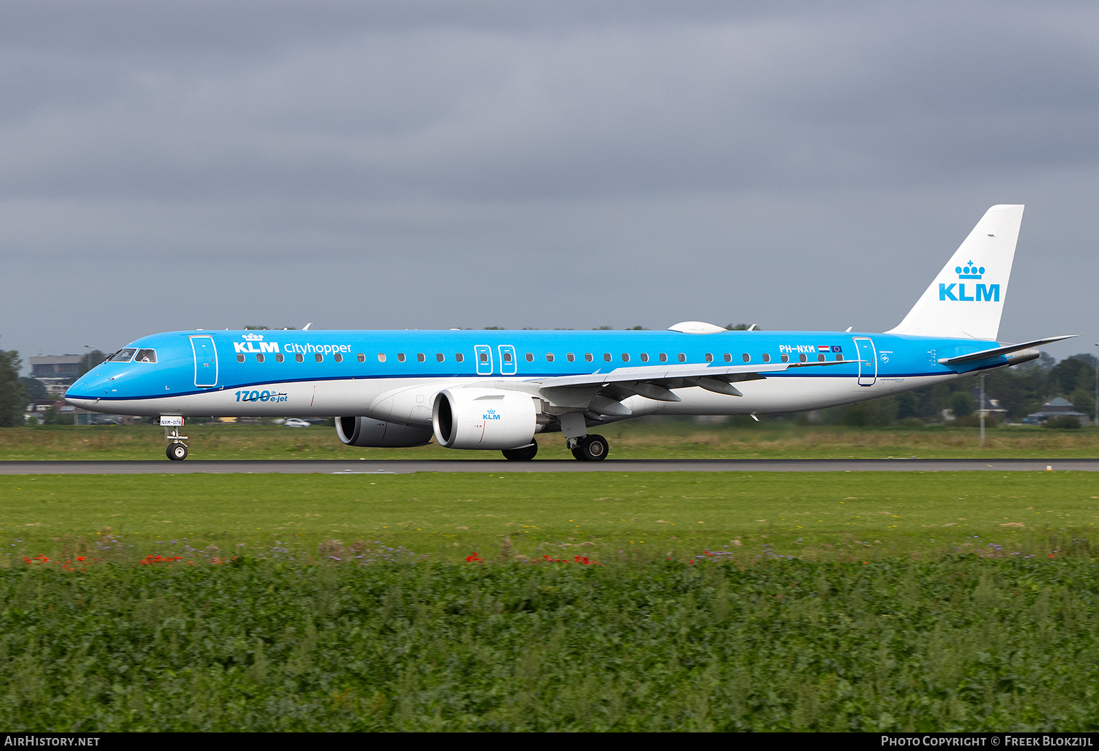 Aircraft Photo of PH-NXM | Embraer 195-E2 (ERJ-190-400) | KLM Cityhopper | AirHistory.net #596468