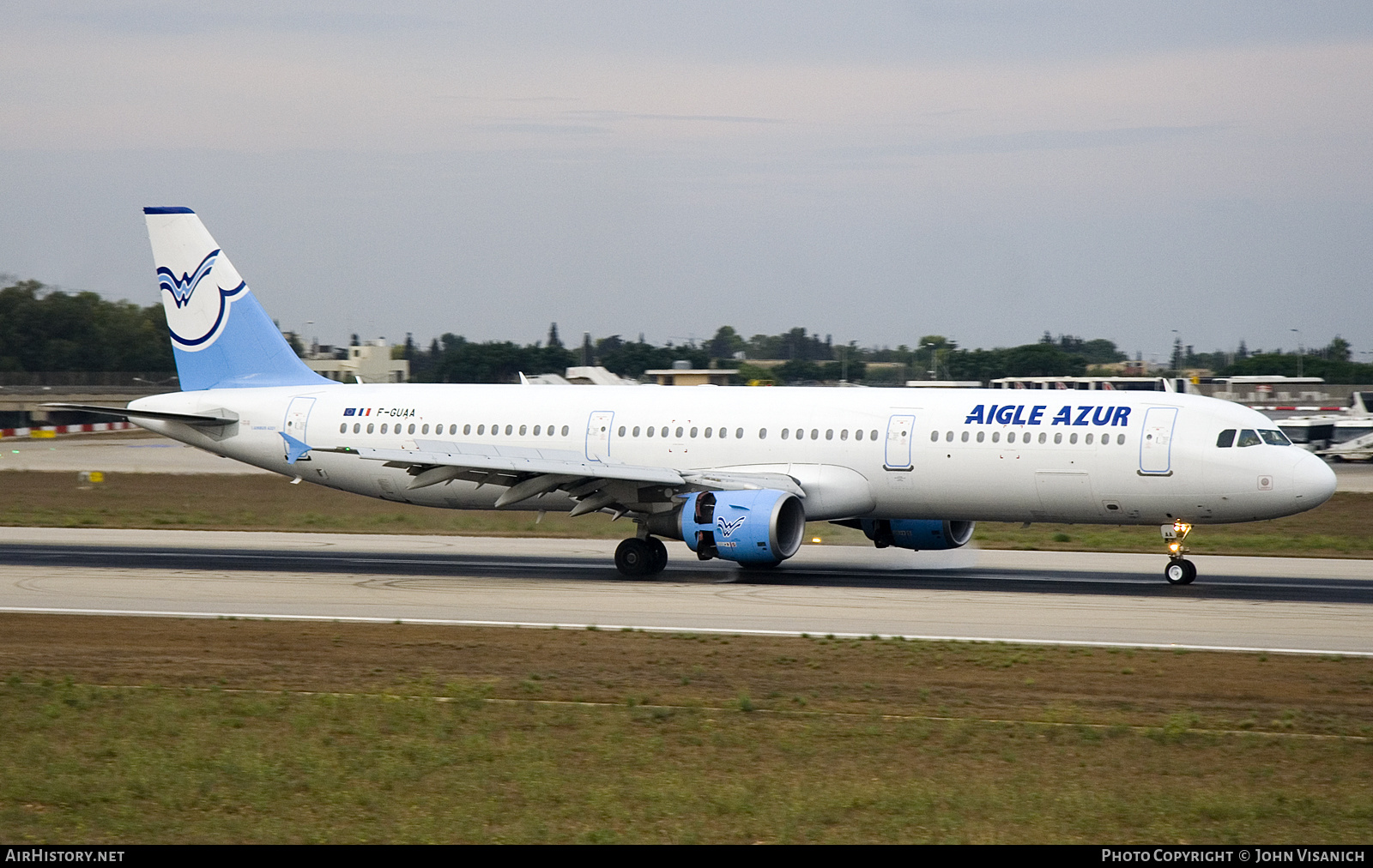 Aircraft Photo of F-GUAA | Airbus A321-211 | Aigle Azur | AirHistory.net #596483