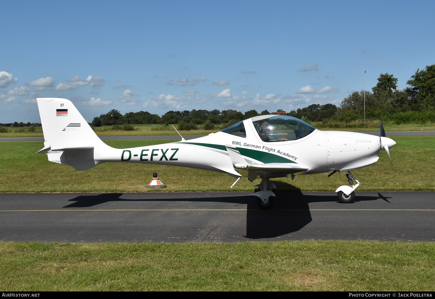 Aircraft Photo of D-EFXZ | Aquila AT01 A210 | RWL German Flight Academy | AirHistory.net #596541