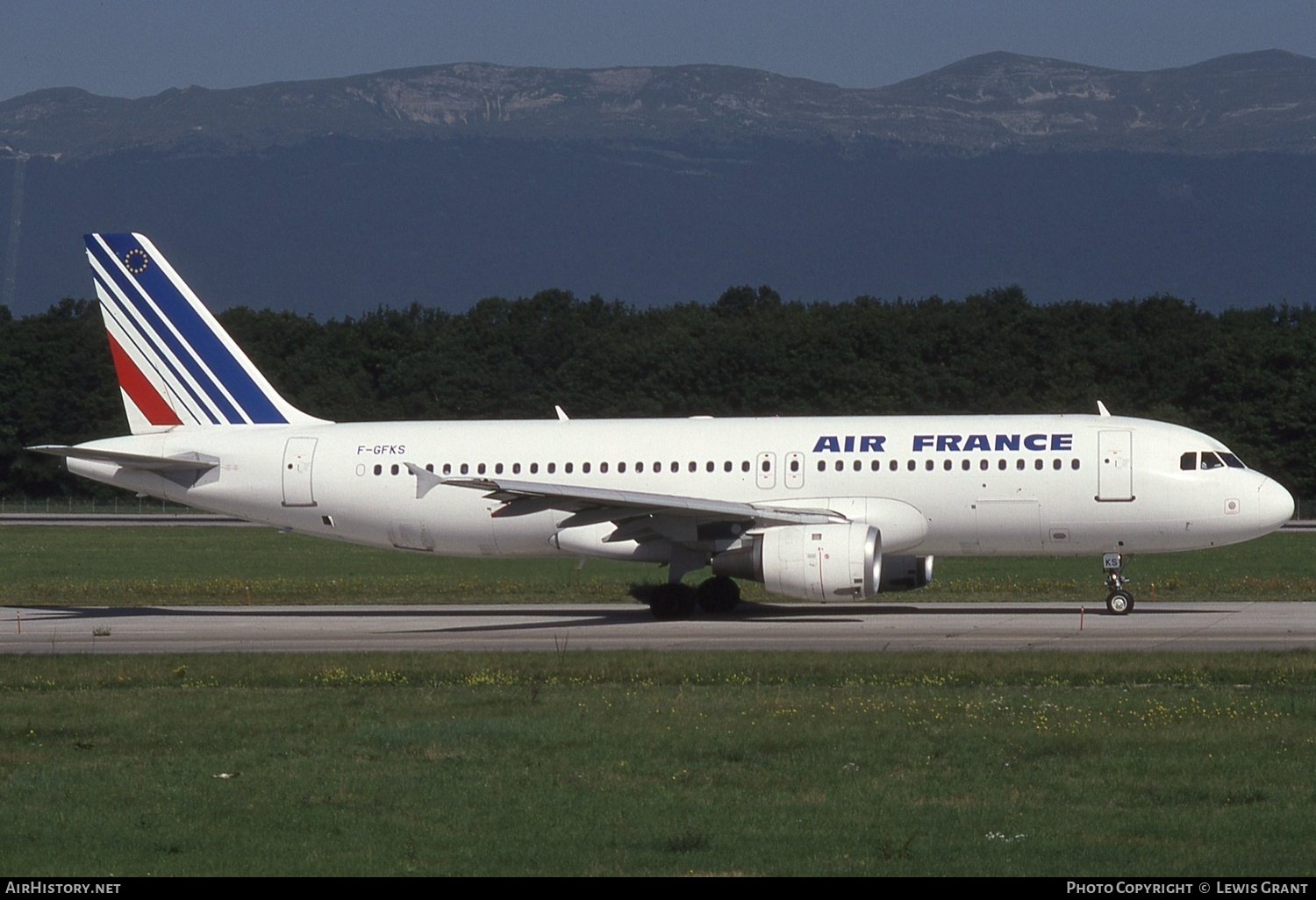 Aircraft Photo of F-GFKS | Airbus A320-211 | Air France | AirHistory.net #596564
