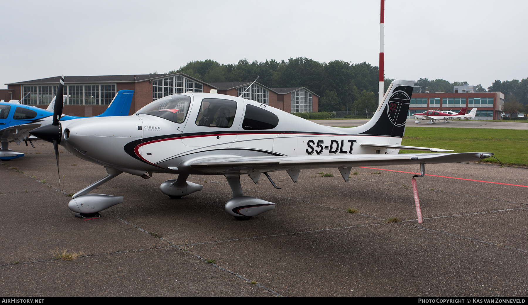 Aircraft Photo of S5-DLT | Cirrus SR-22T G5-GTS | AirHistory.net #596595