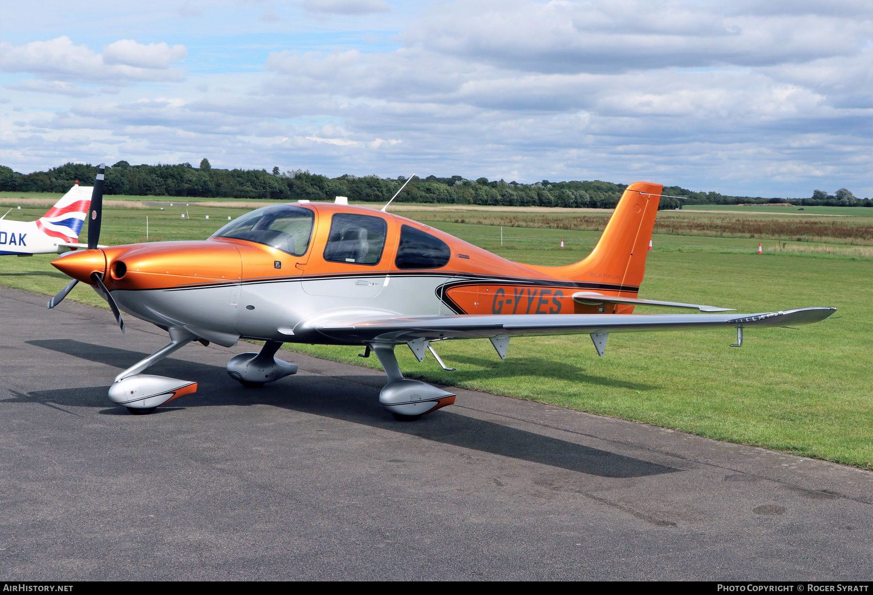 Aircraft Photo of G-YYES | Cirrus SR-20 G6-GTS Platinum | AirHistory.net #596631