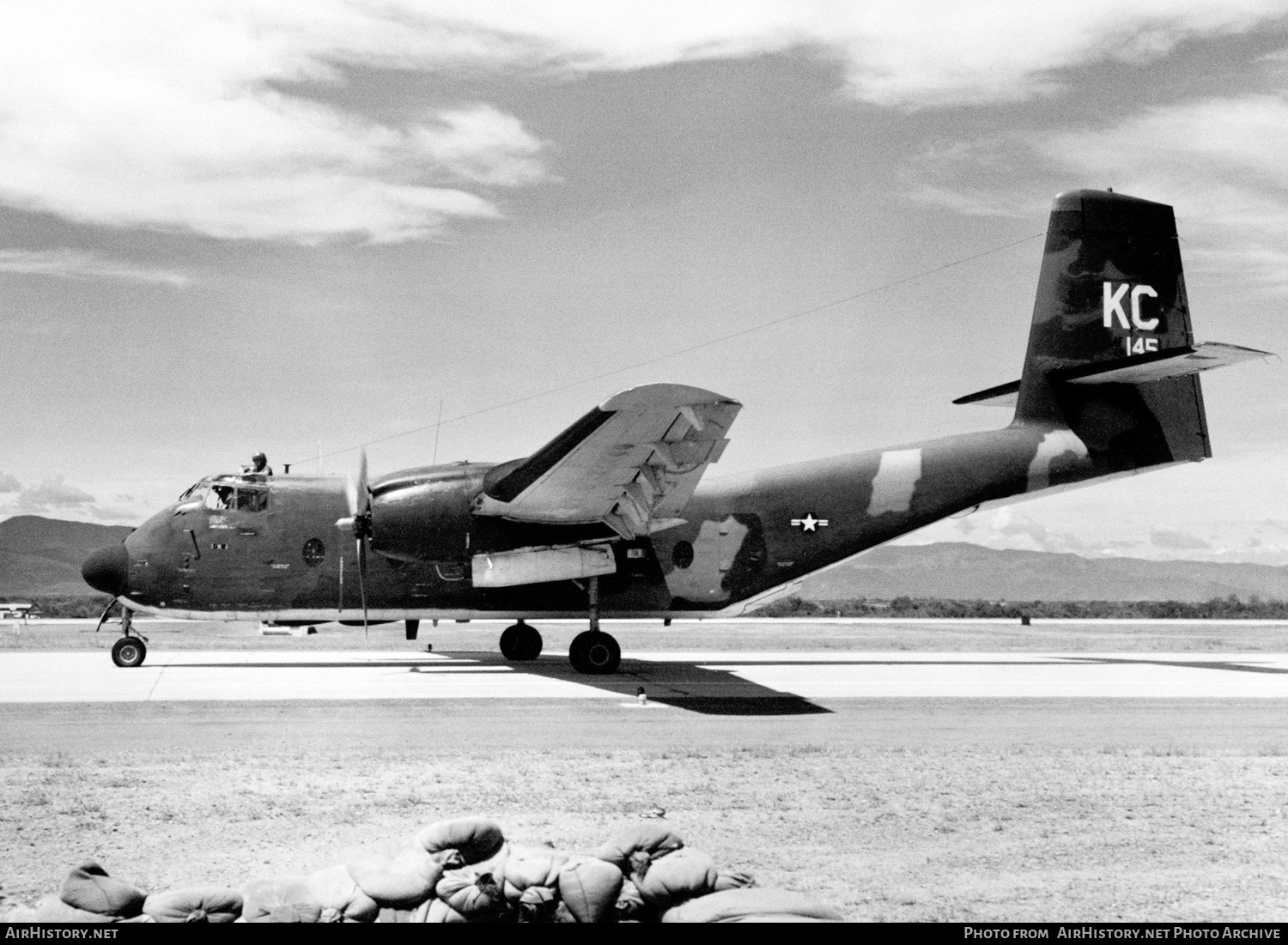 Aircraft Photo of 62-4145 | De Havilland Canada C-7B Caribou | USA - Air Force | AirHistory.net #596632