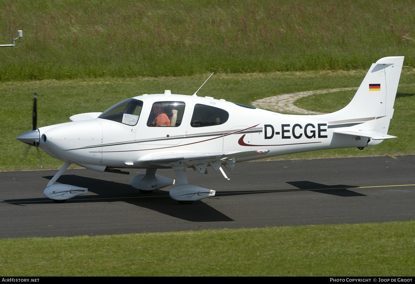 Aircraft Photo of D-ECGE | Cirrus SR-20 G3-GS | AirHistory.net #596665