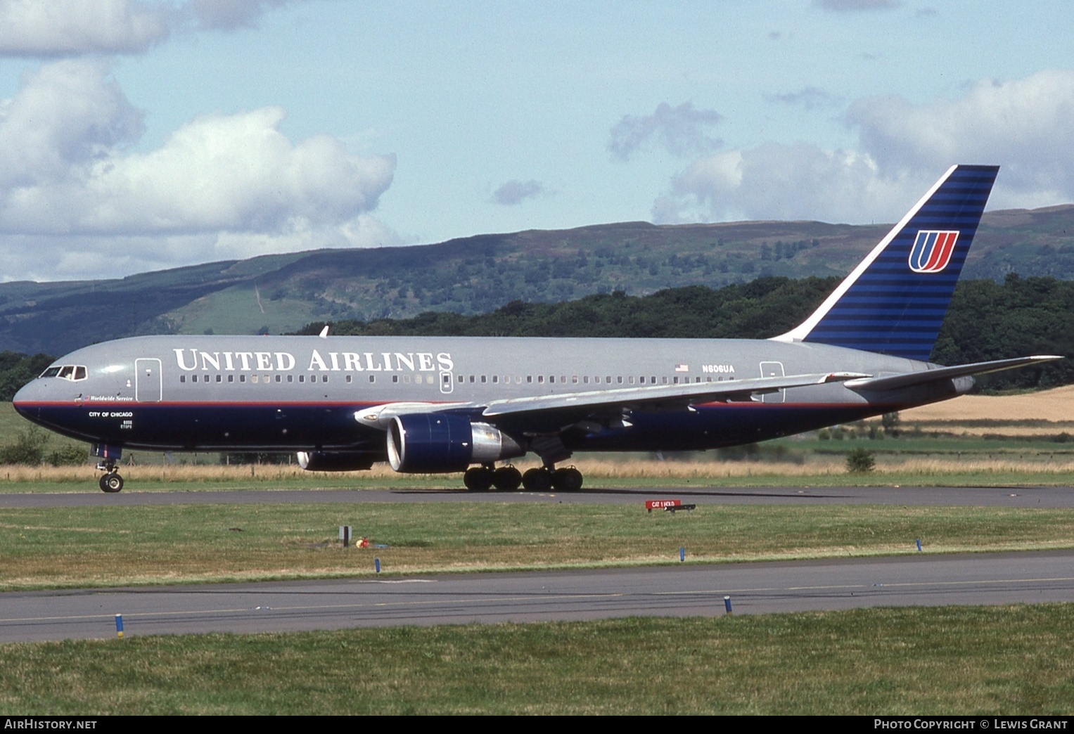 Aircraft Photo of N606UA | Boeing 767-222 | United Airlines | AirHistory.net #596673