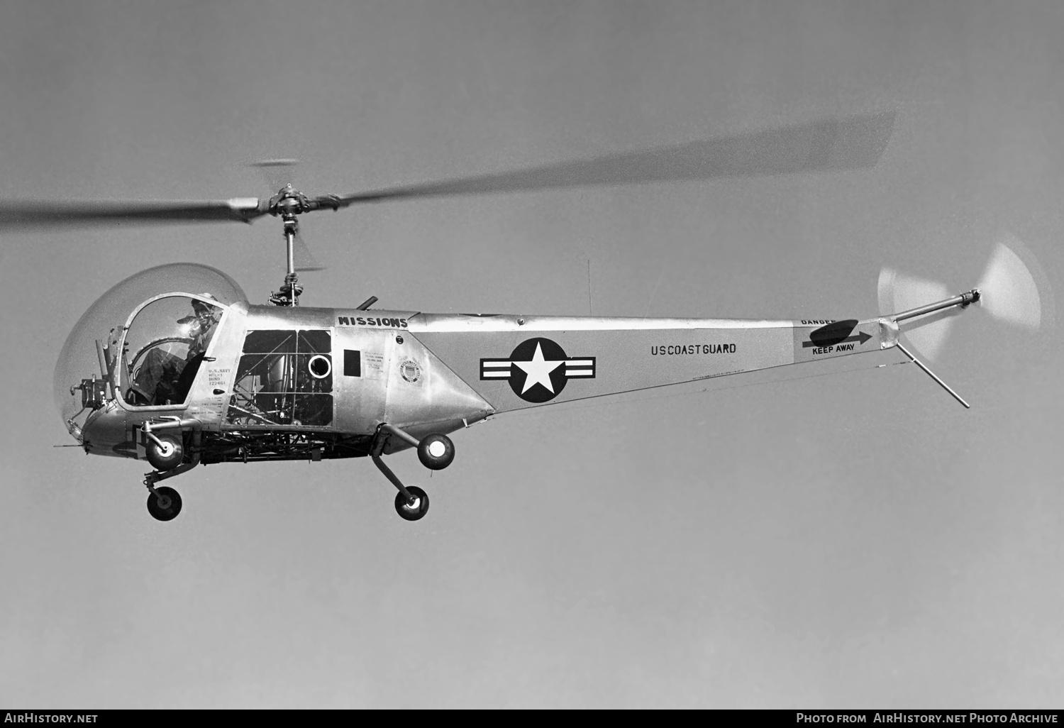 Aircraft Photo of 122461 | Bell HTL-1 | USA - Coast Guard | AirHistory.net #596724