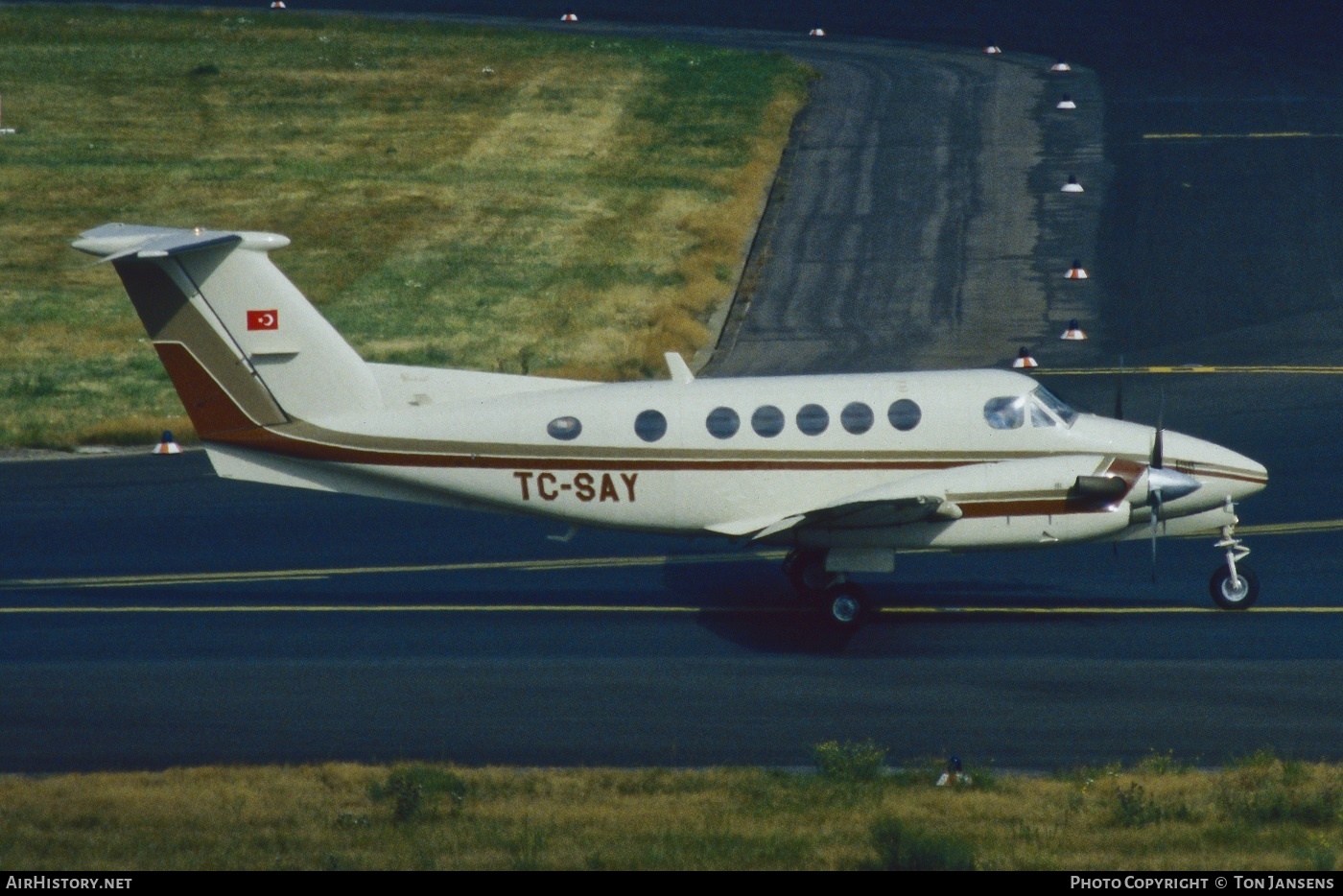 Aircraft Photo of TC-SAY | Beechcraft B200 King Air | AirHistory.net #596853