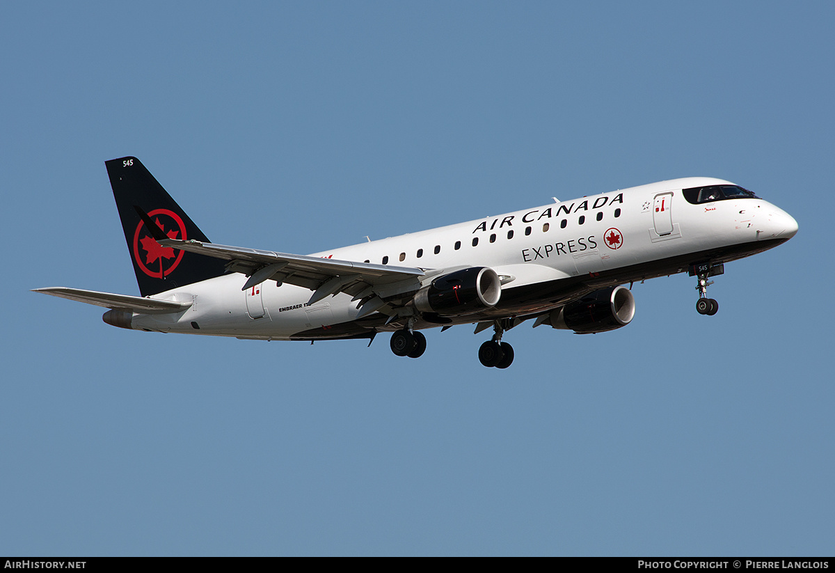 Aircraft Photo of C-FXJF | Embraer 175LR (ERJ-170-200LR) | Air Canada Express | AirHistory.net #596858