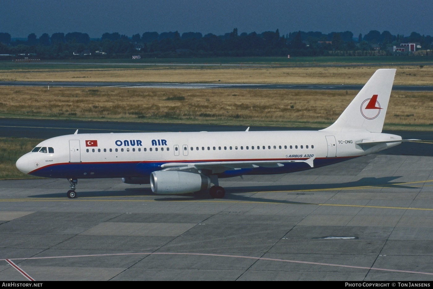 Aircraft Photo of TC-ONG | Airbus A320-231 | Onur Air | AirHistory.net #596862