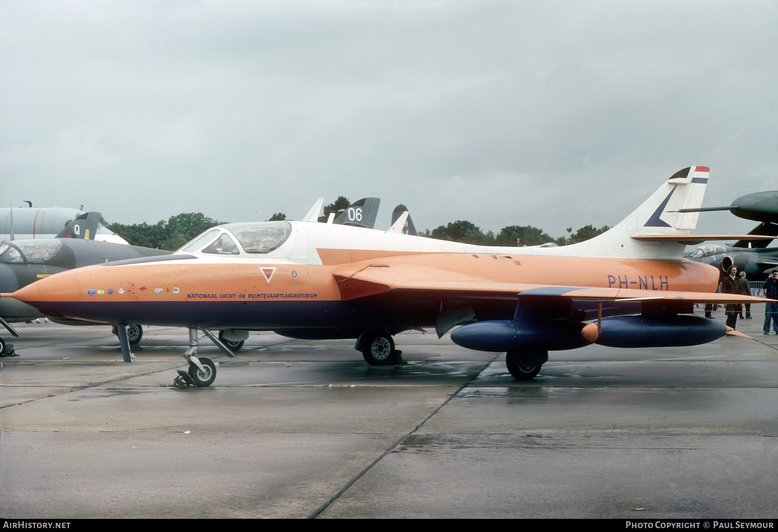 Aircraft Photo of PH-NLH | Hawker Hunter T7 | NLR - Nationaal Lucht- en Ruimtevaartlaboratorium | AirHistory.net #596864