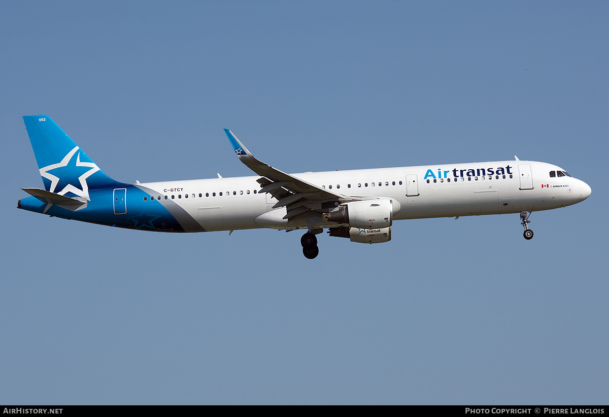 Aircraft Photo of C-GTCY | Airbus A321-211 | Air Transat | AirHistory.net #596878