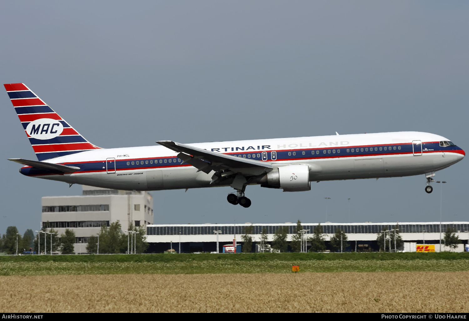 Aircraft Photo of PH-MCL | Boeing 767-31A/ER | Martinair | Martinair Holland | AirHistory.net #596881