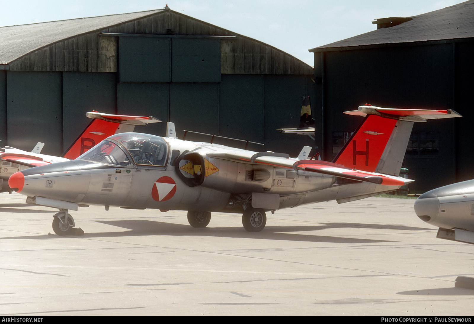 Aircraft Photo of RH-28 / H red | Saab 105OE | Austria - Air Force | AirHistory.net #596897