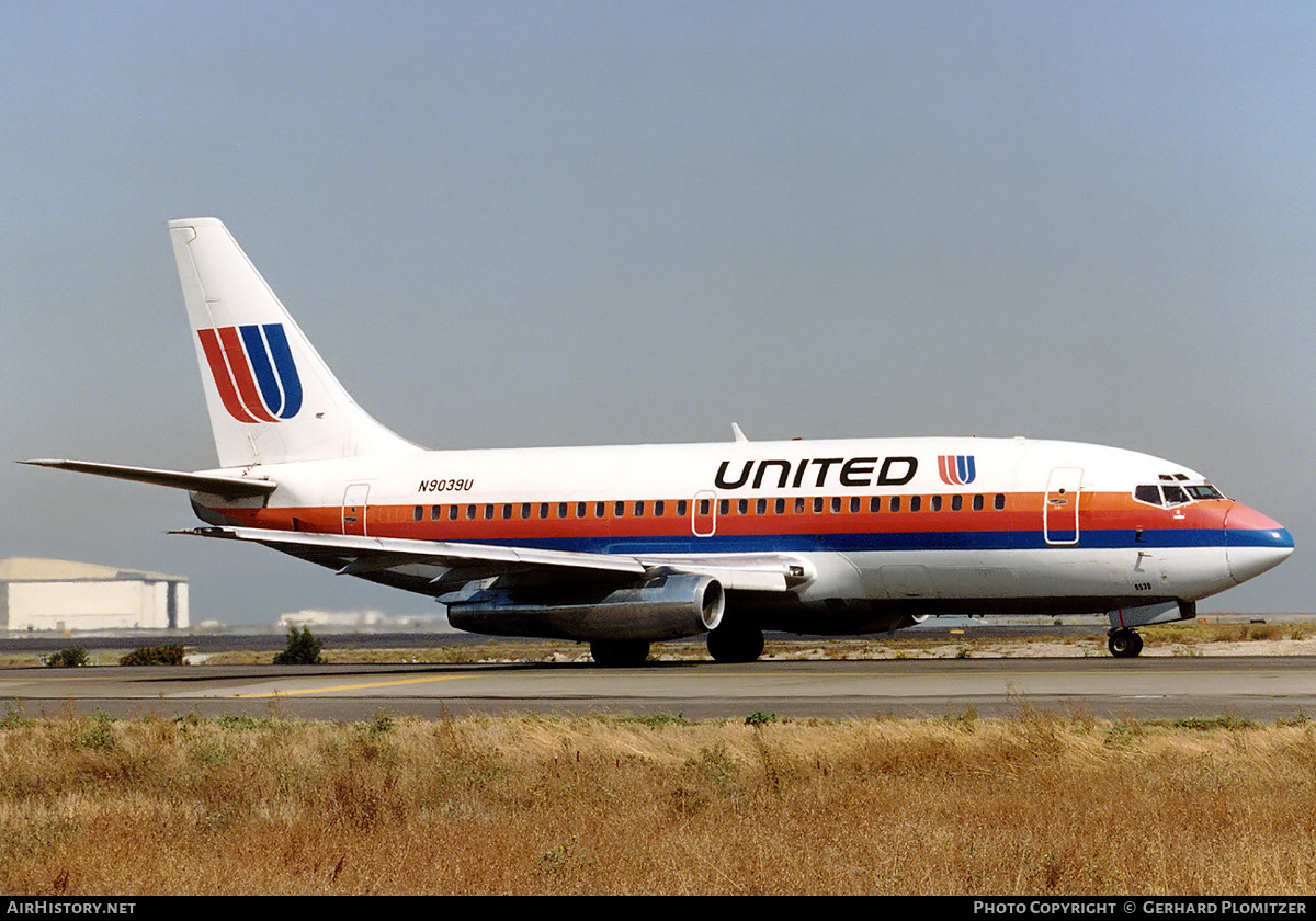Aircraft Photo of N9039U | Boeing 737-222 | United Airlines | AirHistory.net #597082