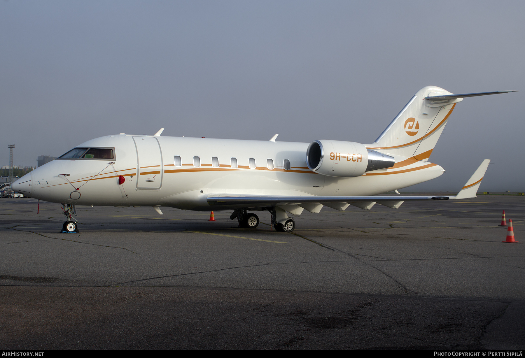 Aircraft Photo of 9H-CCH | Bombardier Challenger 650 (CL-600-2B16) | AirHistory.net #597085