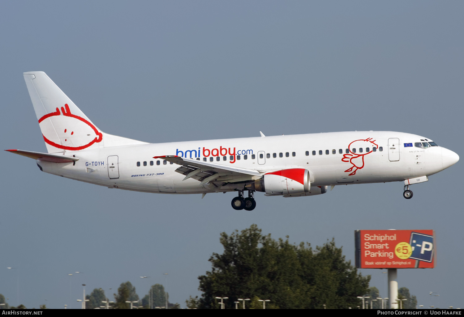 Aircraft Photo of G-TOYH | Boeing 737-36N | Bmibaby | AirHistory.net #597097