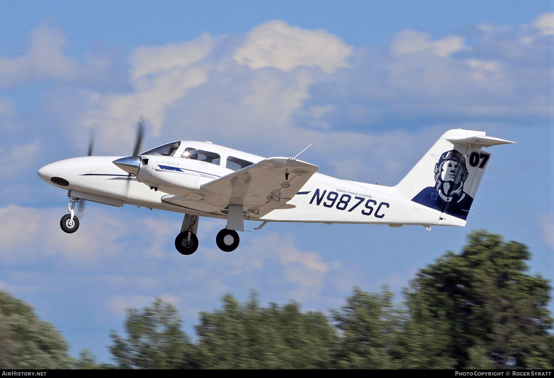 Aircraft Photo of N987SC | Piper PA-44-180 Seminole | Sierra Charlie Aviation | AirHistory.net #597107