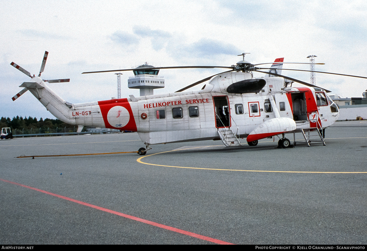 Aircraft Photo of LN-OST | Sikorsky S-61N MkII | CHC Helikopter Service | AirHistory.net #597122