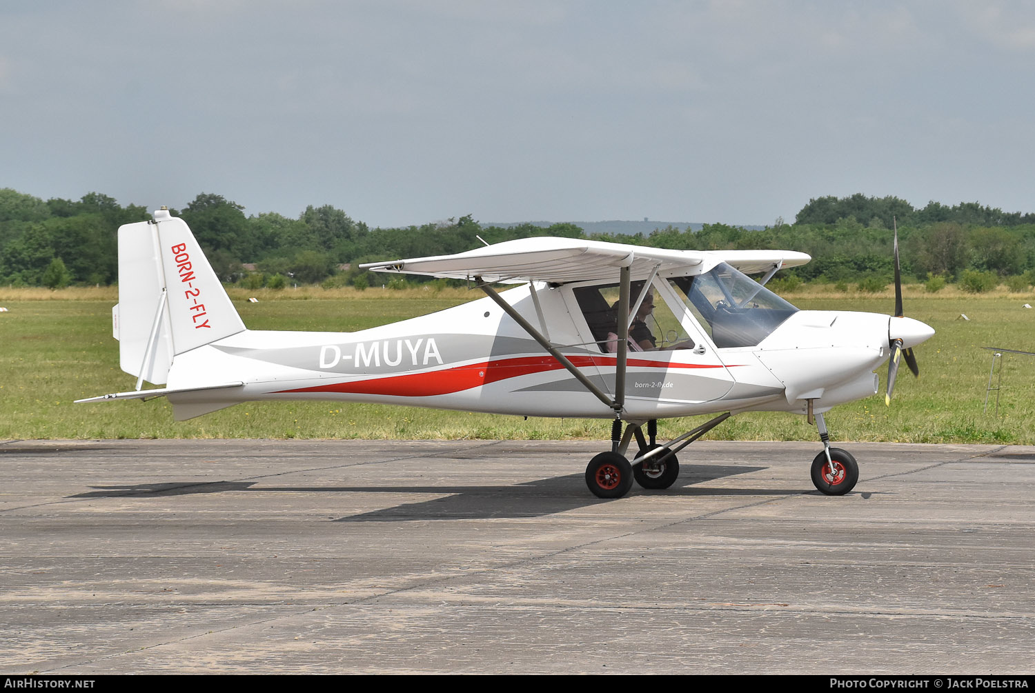 Aircraft Photo of D-MUYA | Comco Ikarus C42B | Born-2-Fly Flugschule | AirHistory.net #597124