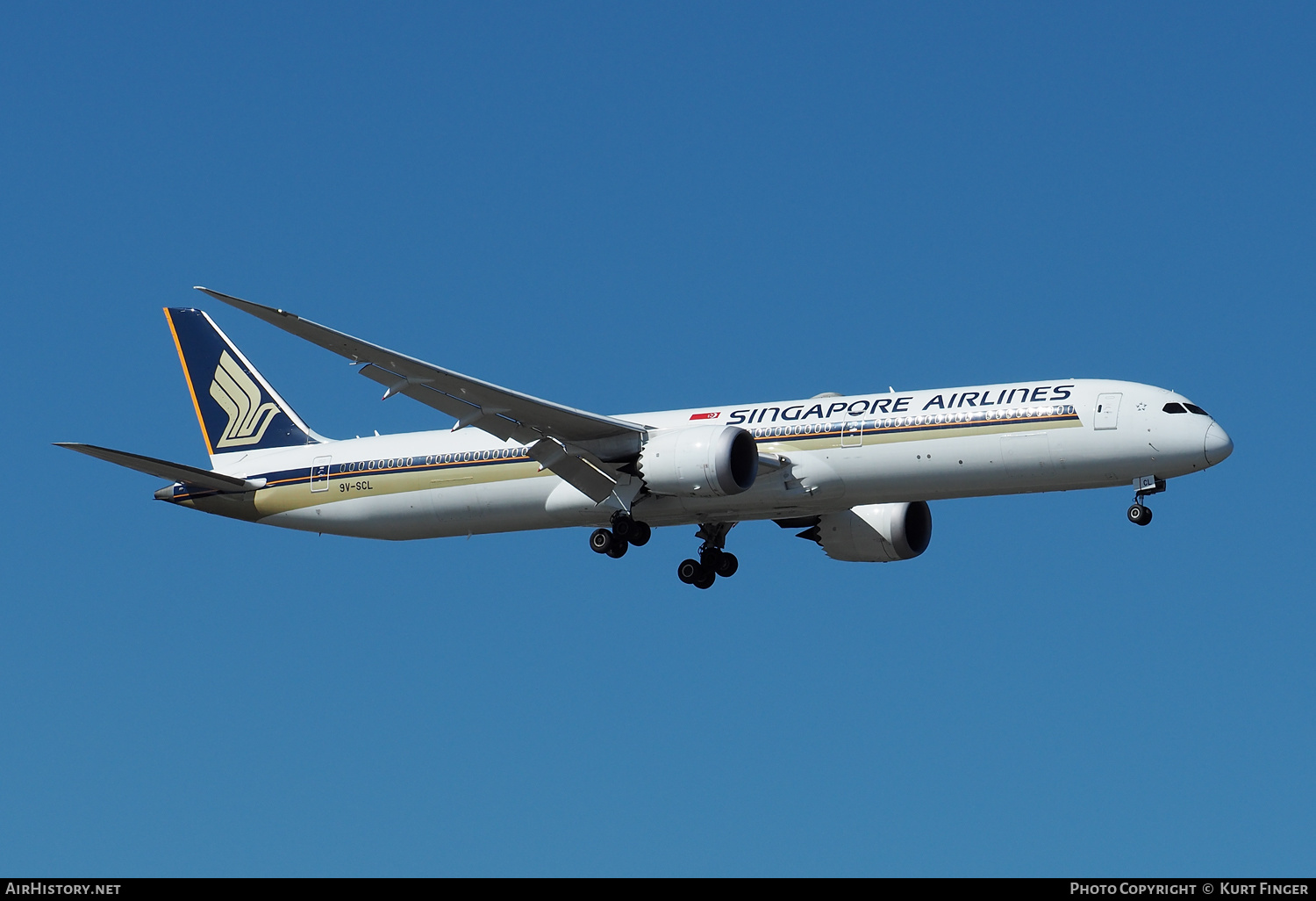 Aircraft Photo of 9V-SCL | Boeing 787-10 Dreamliner | Singapore Airlines | AirHistory.net #597150
