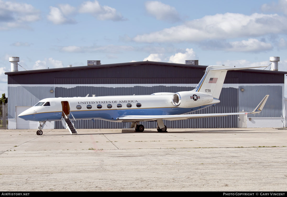 Aircraft Photo of 04-1778 / 1778 | Gulfstream Aerospace C-37B Gulfstream G550 (G-V-SP) | USA - Army | AirHistory.net #597256