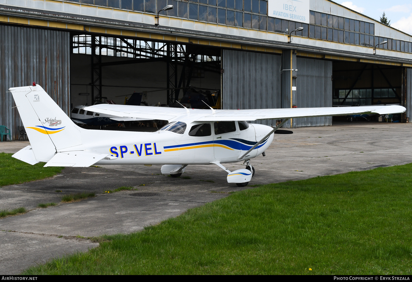 Aircraft Photo of SP-VEL | Cessna 172S Skyhawk SP | AirHistory.net #597461