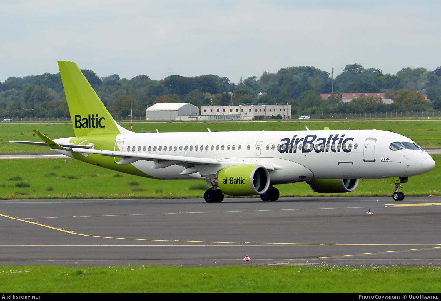 Aircraft Photo of YL-ABI | Airbus A220-371 (BD-500-1A11) | AirBaltic | AirHistory.net #597475