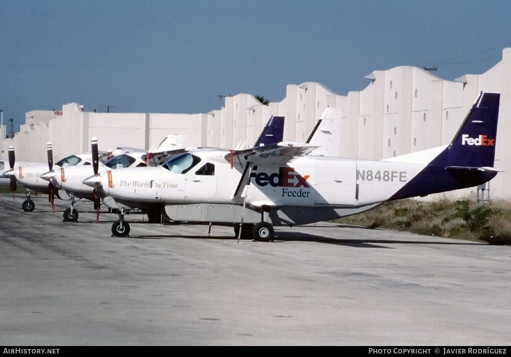 Aircraft Photo of N848FE | Cessna 208B Super Cargomaster | FedEx Feeder | AirHistory.net #597483