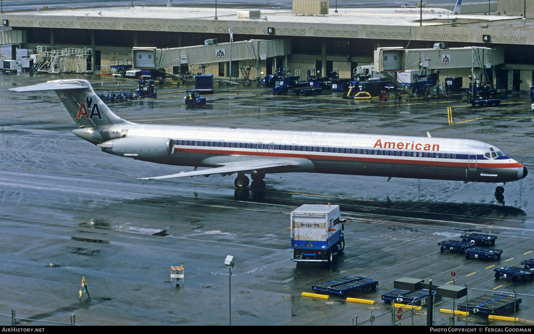 Aircraft Photo of N407AA | McDonnell Douglas MD-82 (DC-9-82) | American Airlines | AirHistory.net #597493