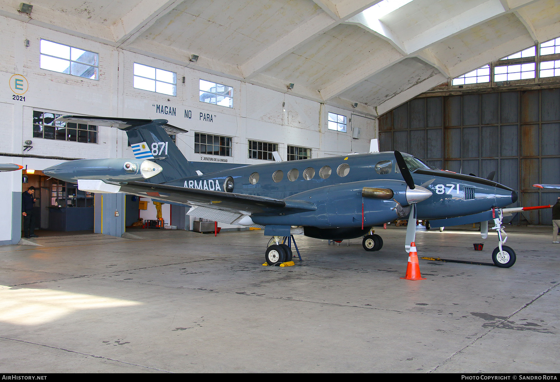 Aircraft Photo of 871 | Beech 200T Super King Air | Uruguay - Navy | AirHistory.net #597673