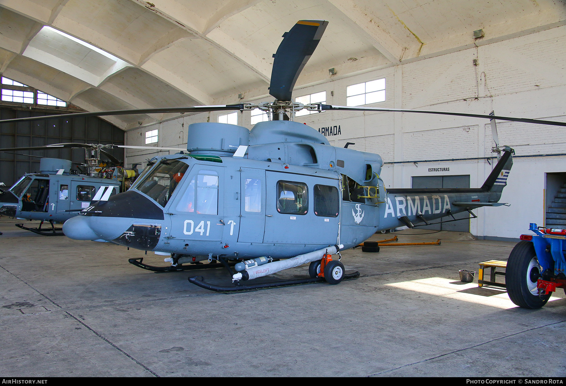 Aircraft Photo of 041 | Agusta AB-412HP Grifone | Uruguay - Navy | AirHistory.net #597688