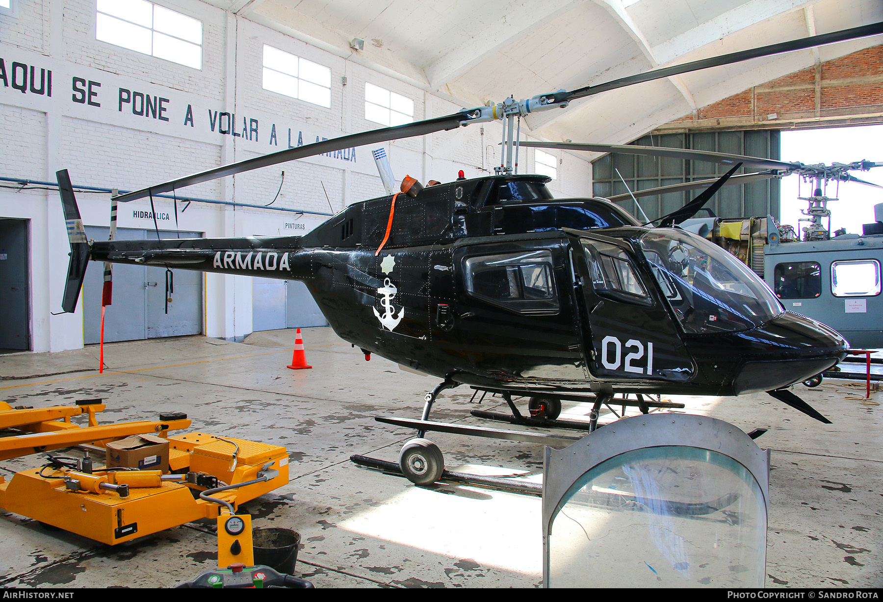 Aircraft Photo of 021 | Bell OH-58A Kiowa (206A-1) | Uruguay - Navy | AirHistory.net #597694
