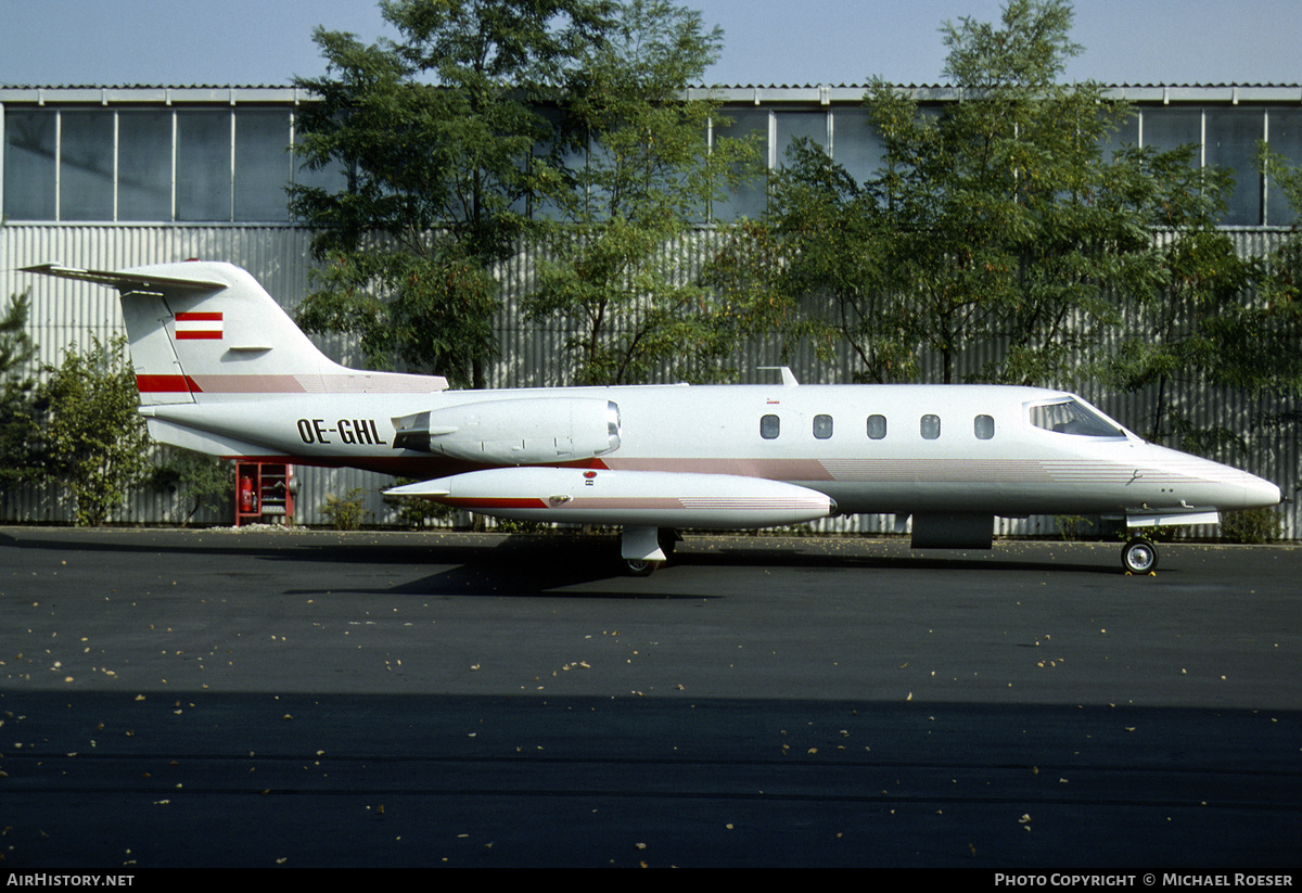 Aircraft Photo of OE-GHL | Gates Learjet 25D | AirHistory.net #597702