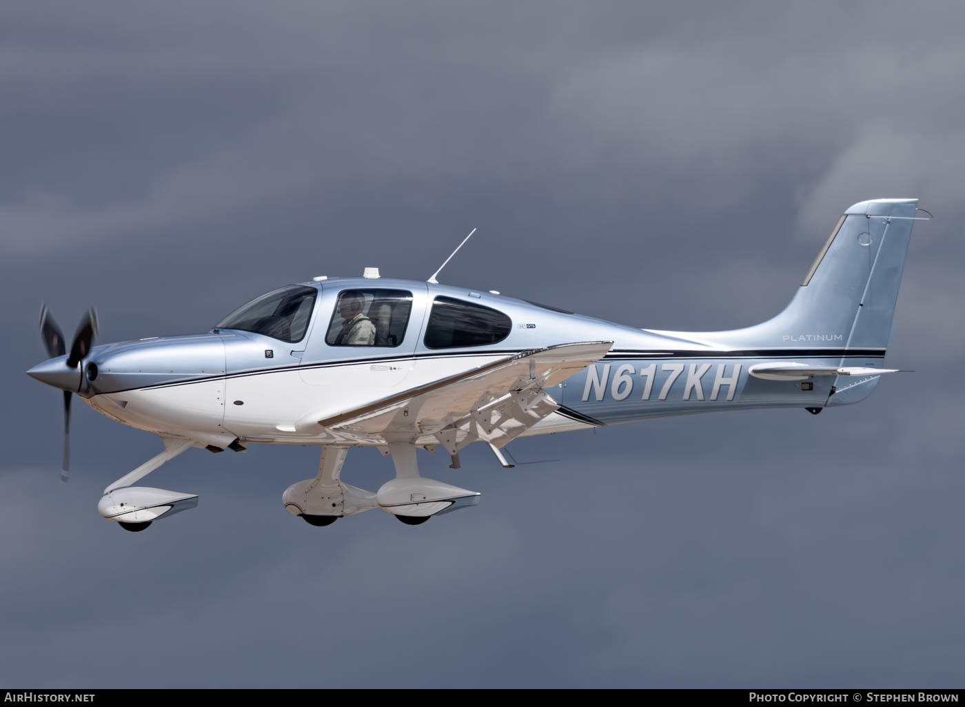Aircraft Photo of N617KH | Cirrus SR-22T G6-GTS Platinum | AirHistory.net #597731