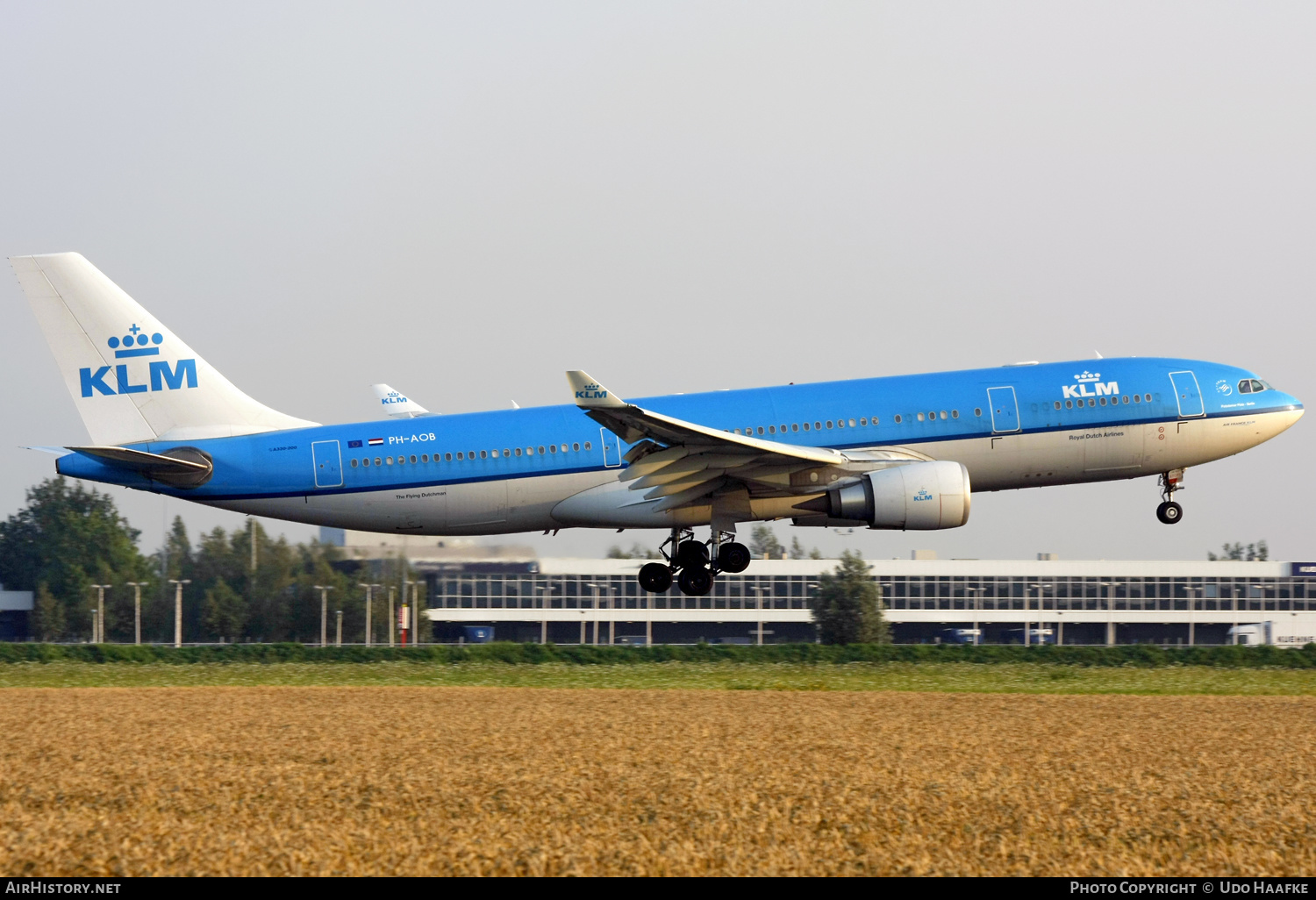 Aircraft Photo of PH-AOB | Airbus A330-203 | KLM - Royal Dutch Airlines | AirHistory.net #597749