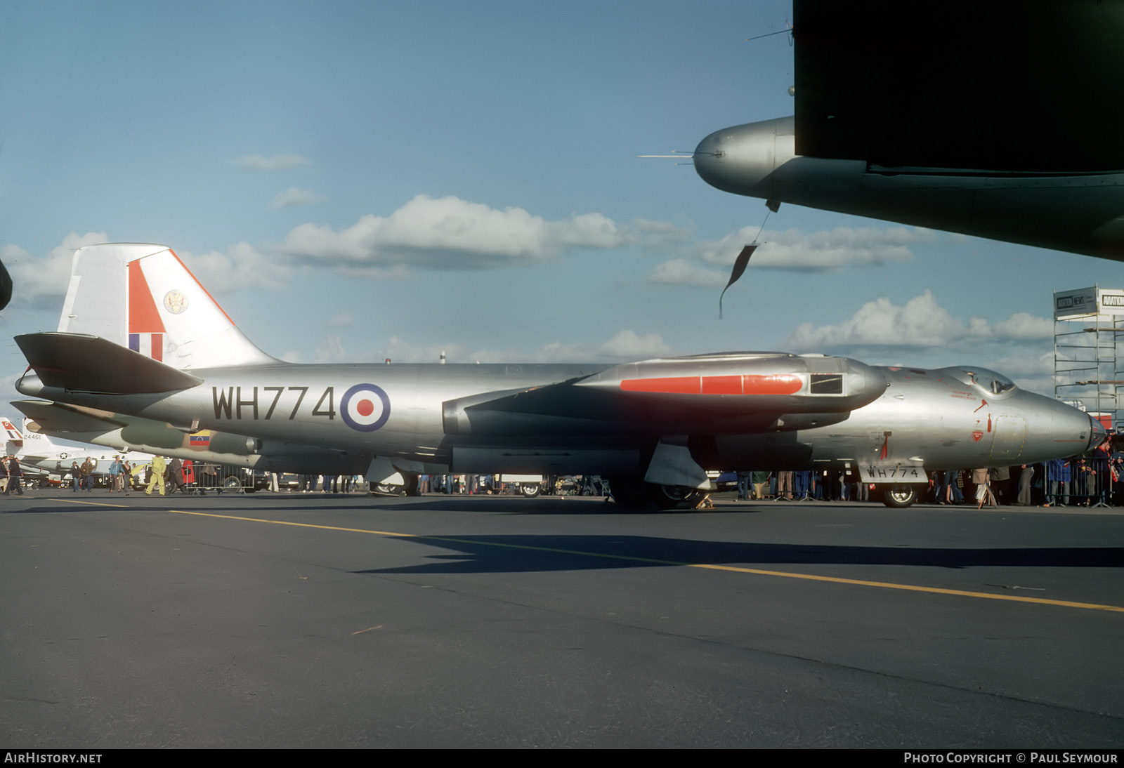 Aircraft Photo of WH774 | English Electric Canberra PR7 | UK - Air Force | AirHistory.net #597790