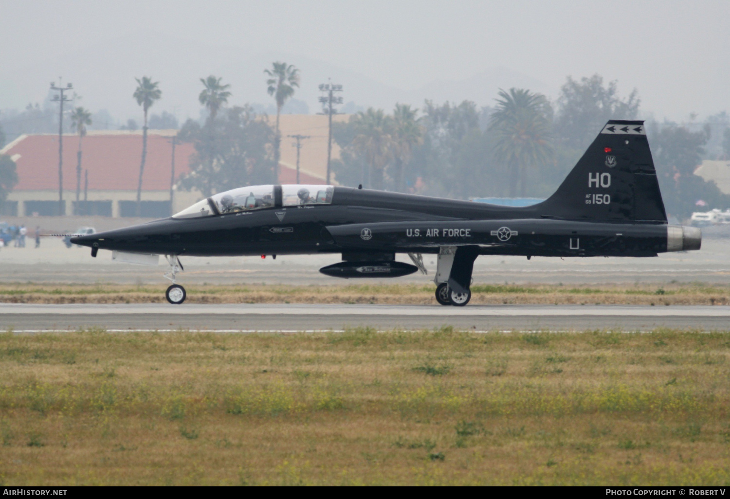 Aircraft Photo of 68-8150 / AF68-150 | Northrop T-38A Talon | USA - Air Force | AirHistory.net #597812