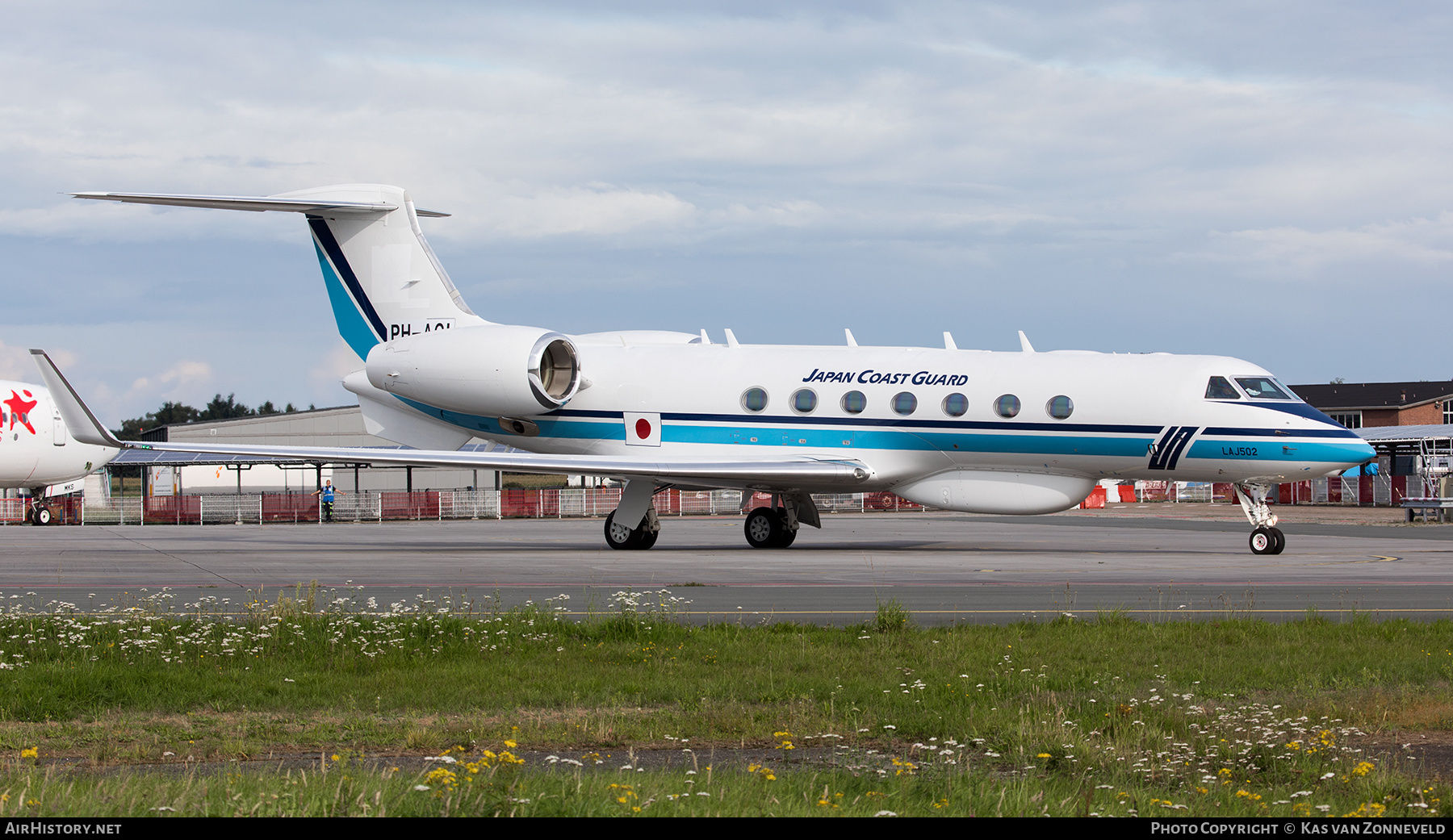Aircraft Photo of PH-AQI | Gulfstream Aerospace G-V-SP Gulfstream G550 | Japan Coast Guard | AirHistory.net #597876