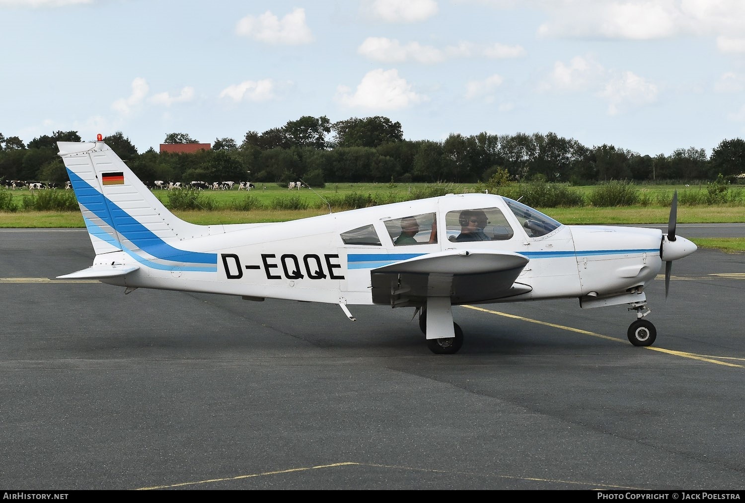 Aircraft Photo of D-EQQE | Piper PA-28R-200 Cherokee Arrow | AirHistory.net #597910