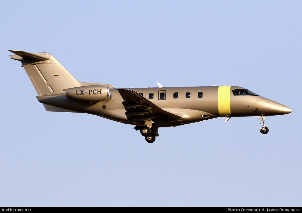 Aircraft Photo of LX-PCH | Pilatus PC-24 | AirHistory.net #597974