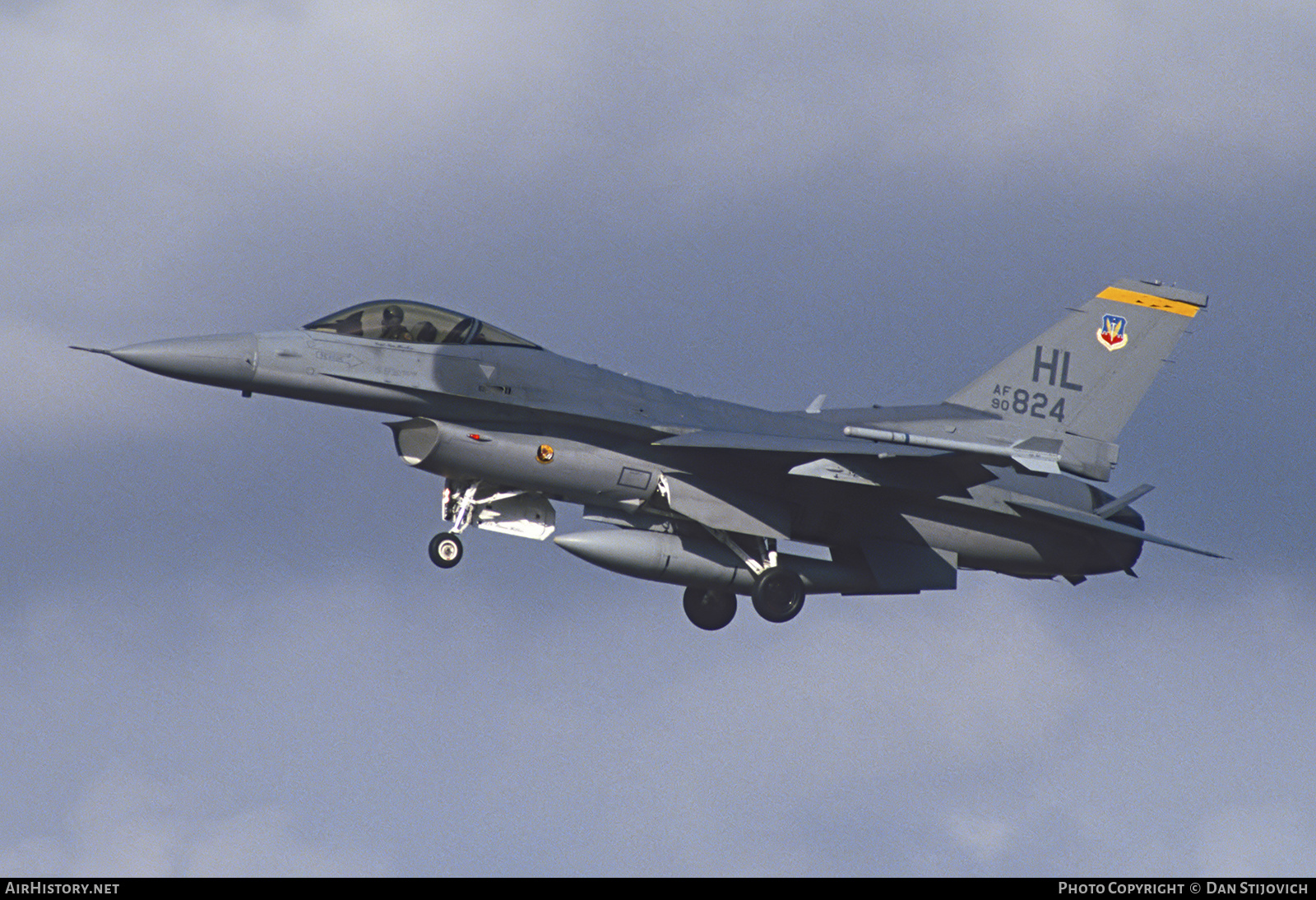 Aircraft Photo of 90-0824 / AF90-824 | Lockheed F-16CM Fighting Falcon | USA - Air Force | AirHistory.net #597977