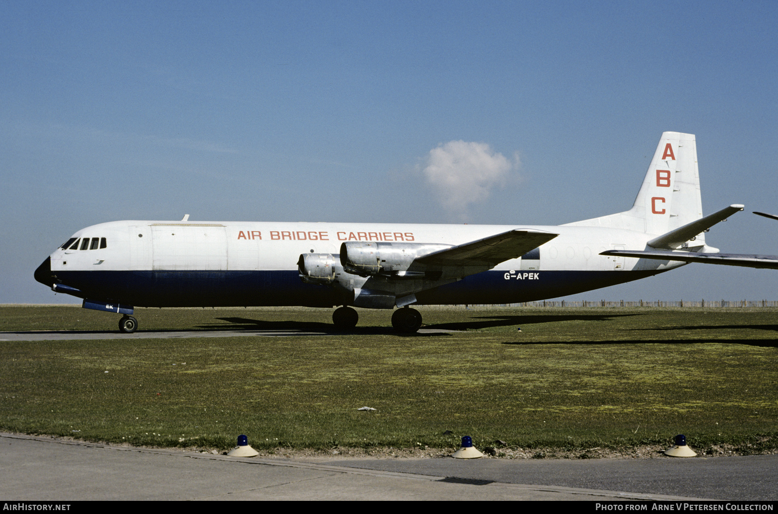 Aircraft Photo of G-APEK | Vickers 953C Merchantman | Air Bridge Carriers - ABC | AirHistory.net #598134