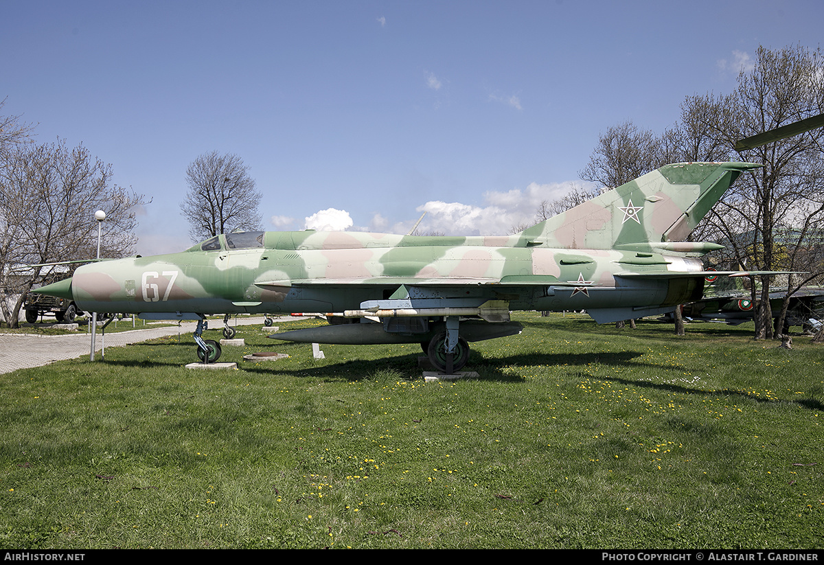 Aircraft Photo of 67 | Mikoyan-Gurevich MiG-21PFM | Bulgaria - Air Force | AirHistory.net #598246