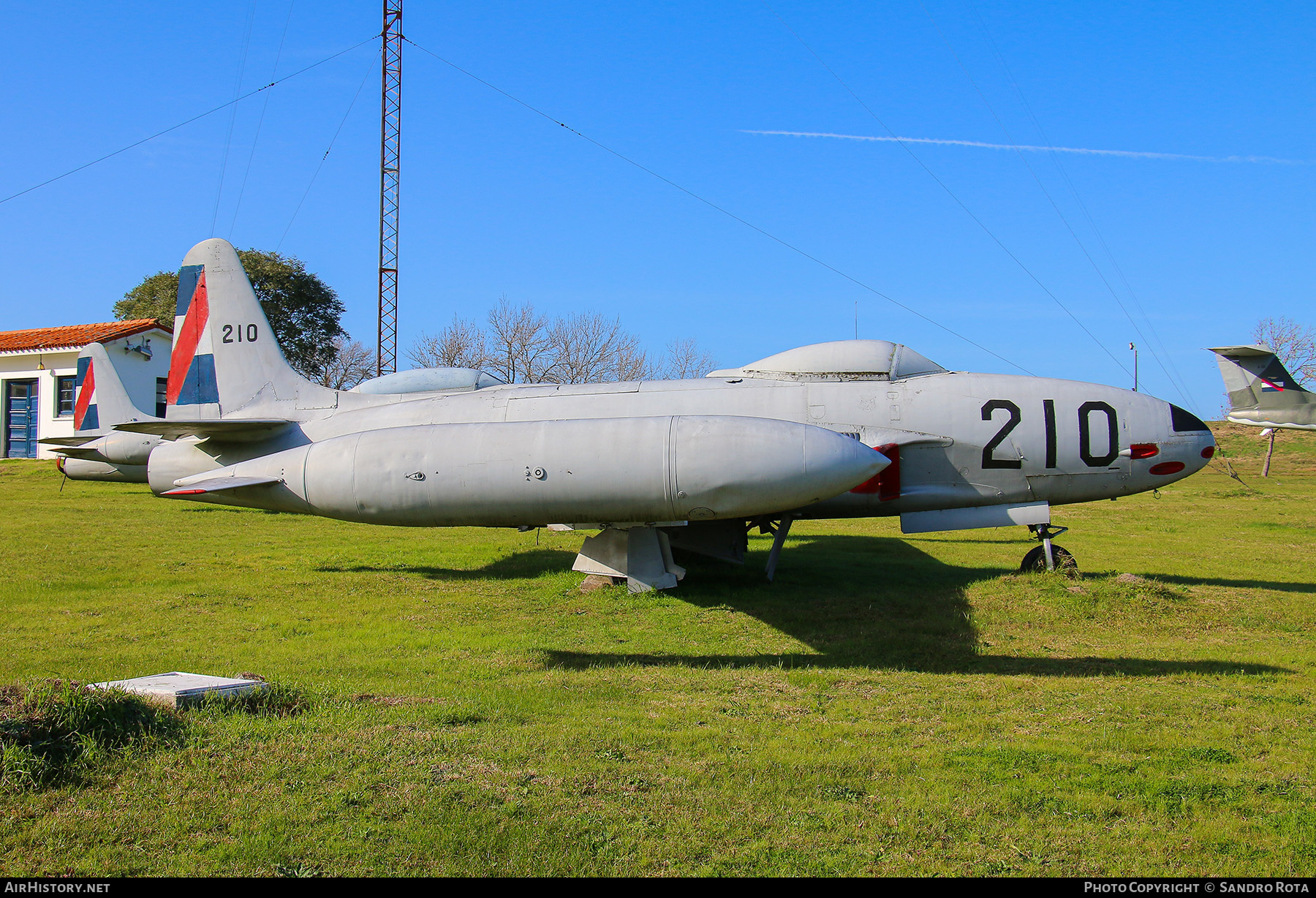 Aircraft Photo of FAU-210 / 210 | Lockheed F-80A Shooting Star | Uruguay - Air Force | AirHistory.net #598315